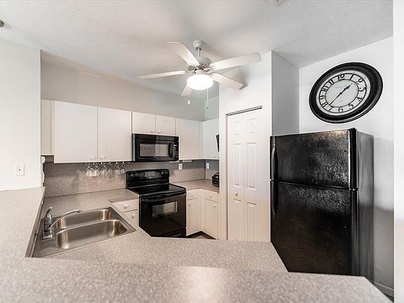5th image of 5207 SE Mariner Gardens Circle