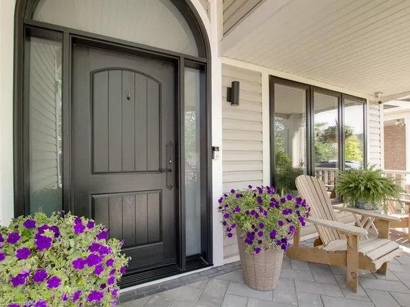 955 Donnelly St, Milton, ON L9T 6E2