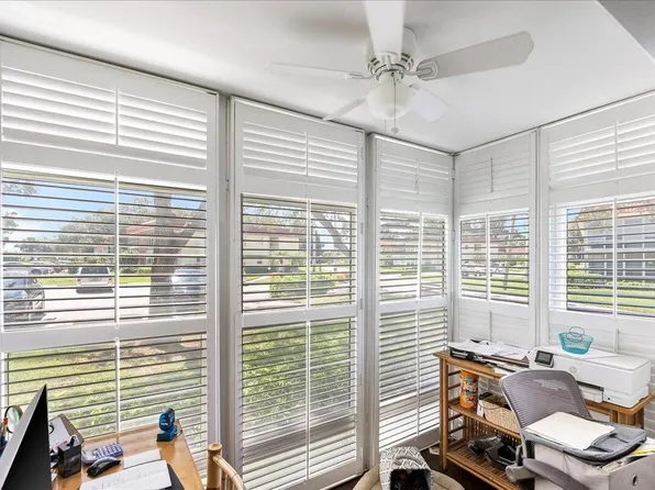 18 Vista Palm Lane #101, Vero Beach, FL 32962