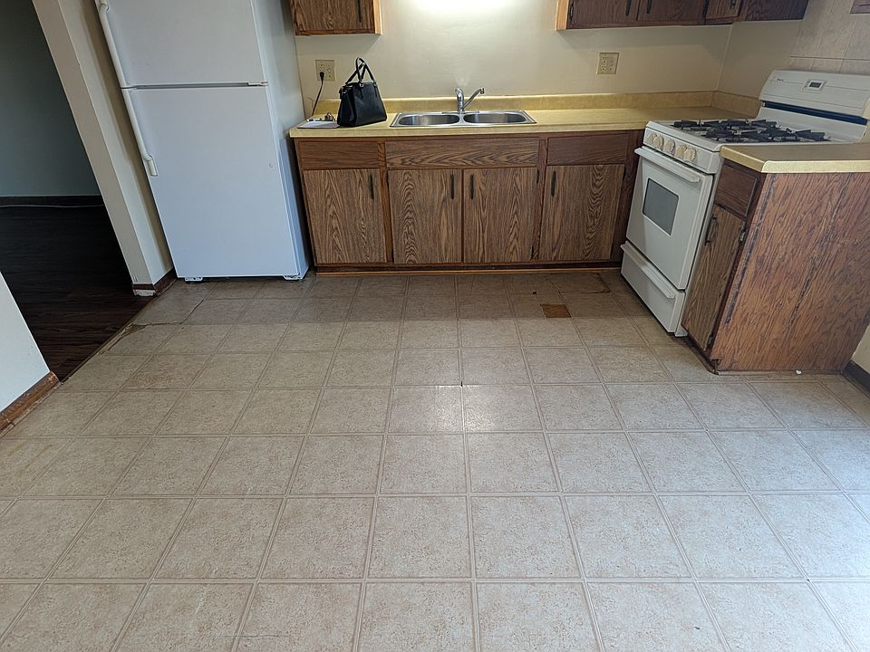 Kitchen which will have new flooring