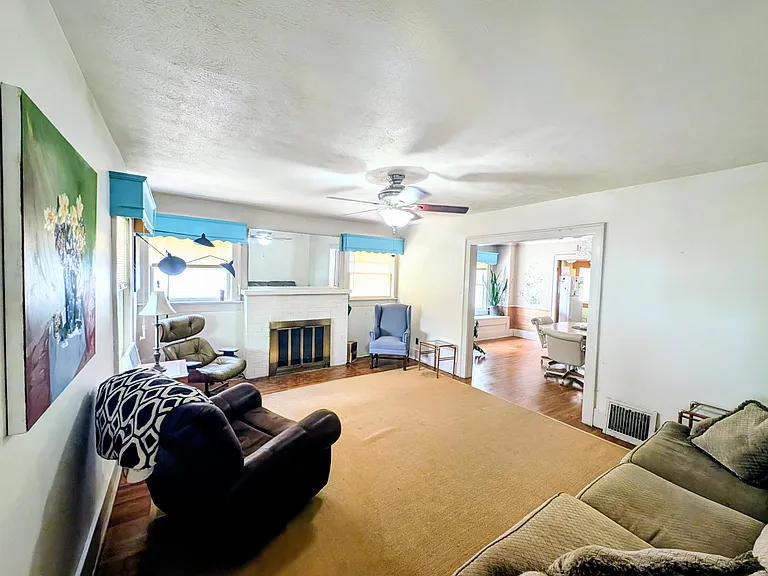 821 S McCann Ave — Photo 2