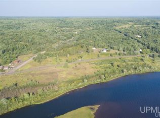 8 Bootjack Rd, Lake Linden, MI 49945