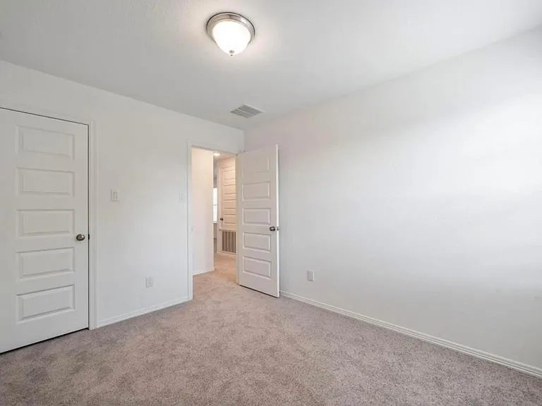 22326 Auburn Cabin Ln — Photo 26