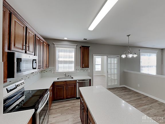 5th image of 4200 Elderbush Cir
