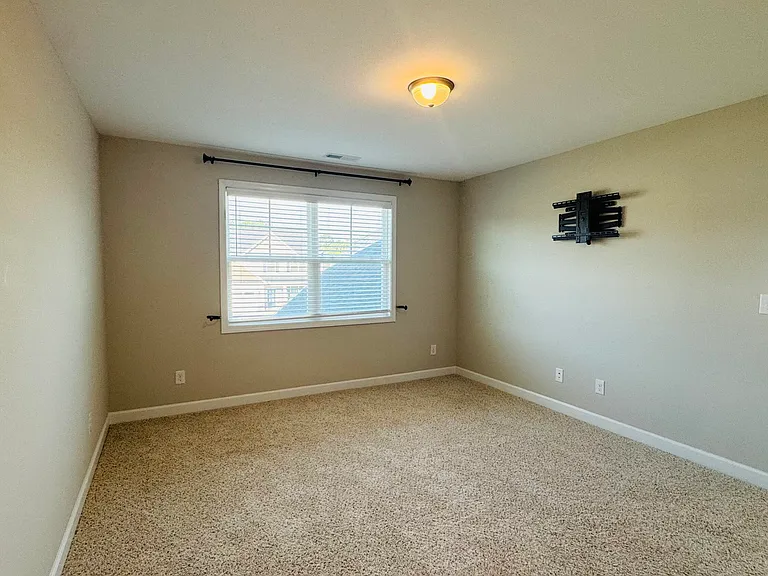 122 Permeta Dr — Photo 25