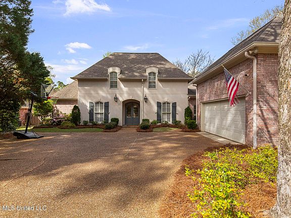 5th image of 640 Berridge Dr