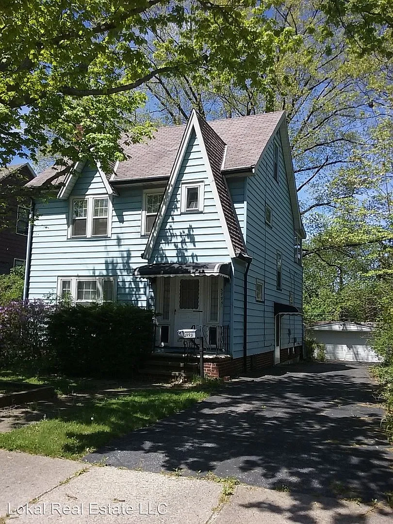 3995 Delmore Rd photo 1