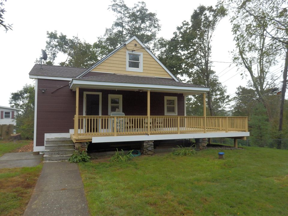 1st image of 168 Clubhouse Dr