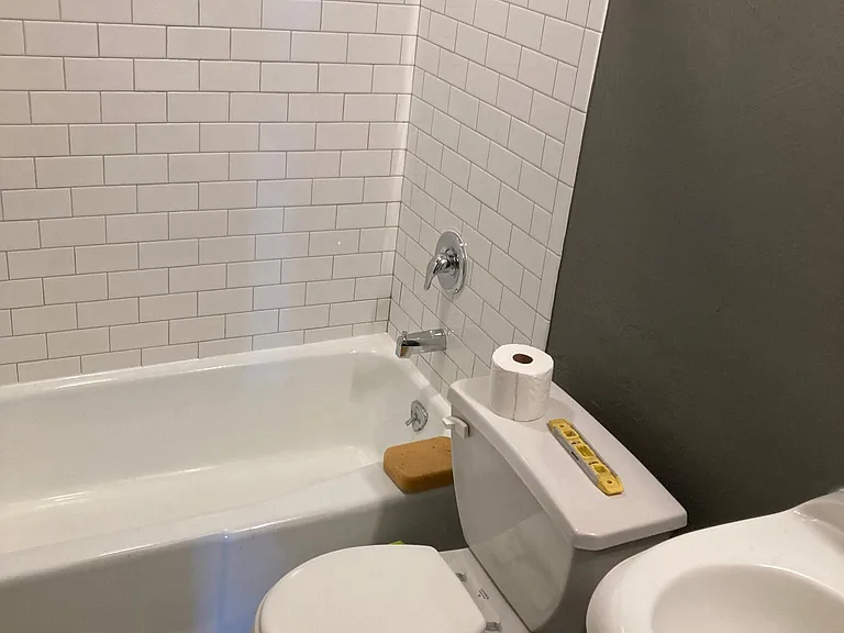 256 Emerson St #7 — Photo 6