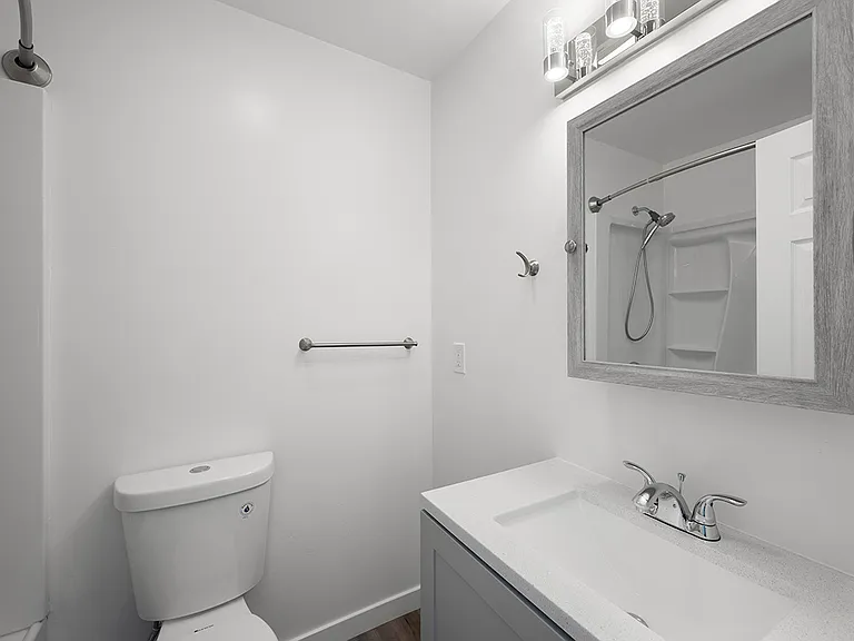 6378 Streamview Dr — Photo 14