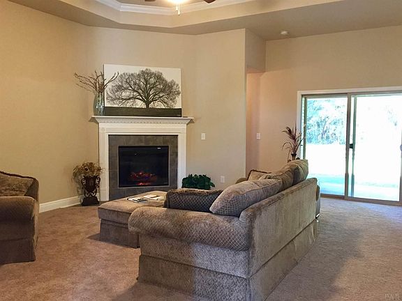 3rd image of 6186 Winchester Cir