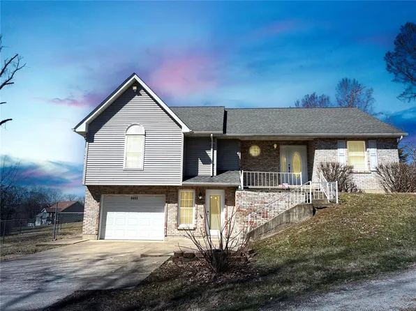 9606 Drawbridge Ln, Hillsboro, MO 63050