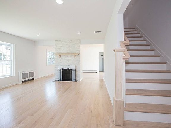 2nd image of 41 Purdy Ln