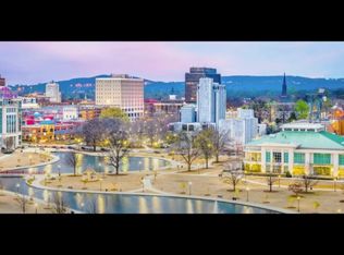 2620 Skyline Dr NW, Huntsville, AL 35810