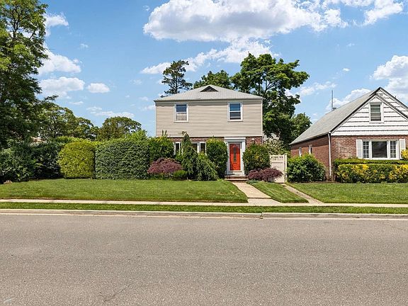 4th image of 61 Hathaway Ave