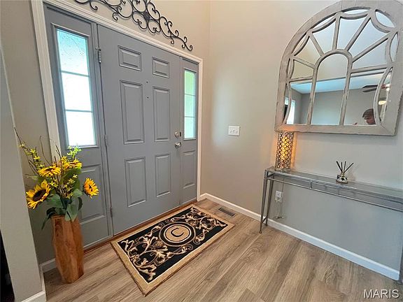 3rd image of 3517 Harbor Way