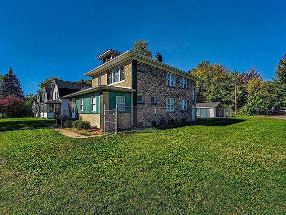 3rd image of 225 E Donald St