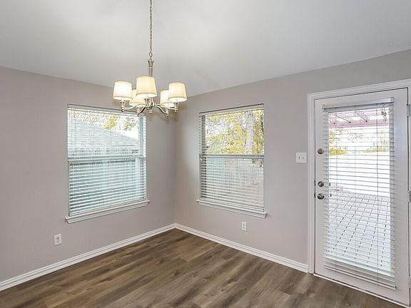 5th image of 6729 Sierra Madre Dr