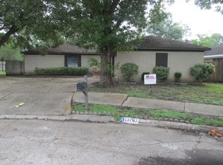 13702 Burgoyne Rd, Houston, TX 77077