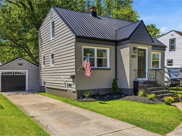 298 Lowell Rd, Buffalo, NY 14217