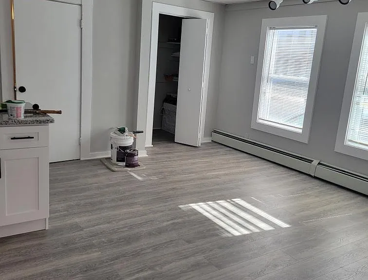 94 Main St #6 — Photo 3