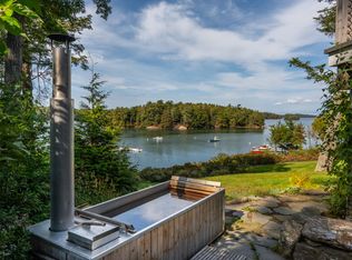 195 Indian Rest Rd, Harpswell, ME 04079