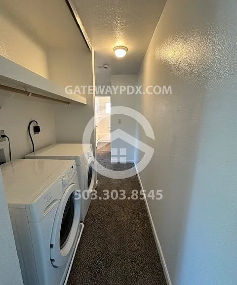 1441 NE Paropa Ct — Photo 18