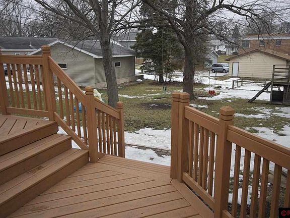 3rd image of 12 Southview Dr