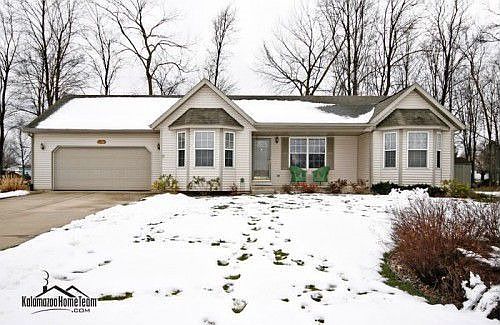 4th image of 2721 Green Oak Ln