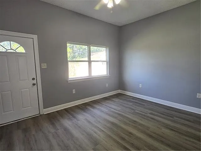 112 Saint Rose Ave #A — Photo 10