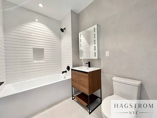 Rented by MADEHOME | media 6