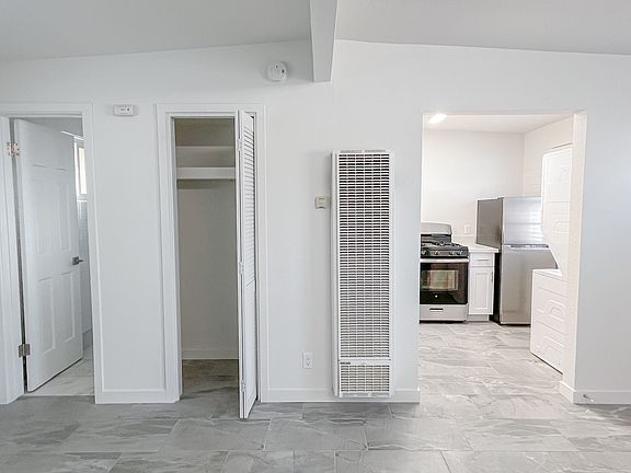 2nd image of 1219 S Farmer Ave #4