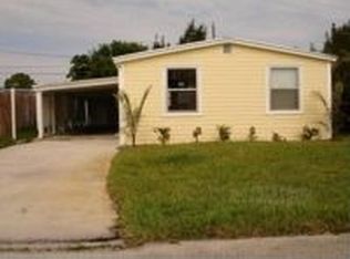 1217 Peak Rd, Lake Worth, FL 33462