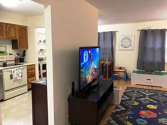 Rented by Prime Realty | media 9