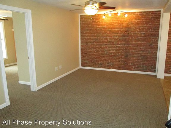 2nd image of 512 Hampshire St #A