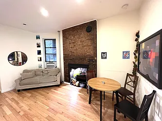 Rented by Best Apartments North Inc