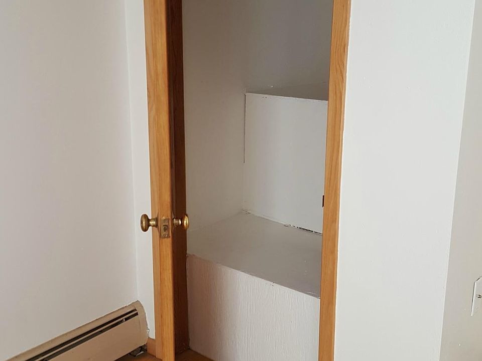 2nd image of 4918 Packers Ave APT 4