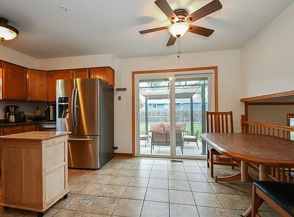 4th image of 16701 91st Ave