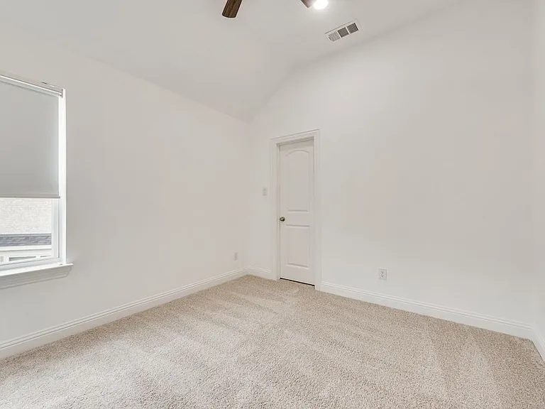 14113 Sugar Hill Dr — Photo 8