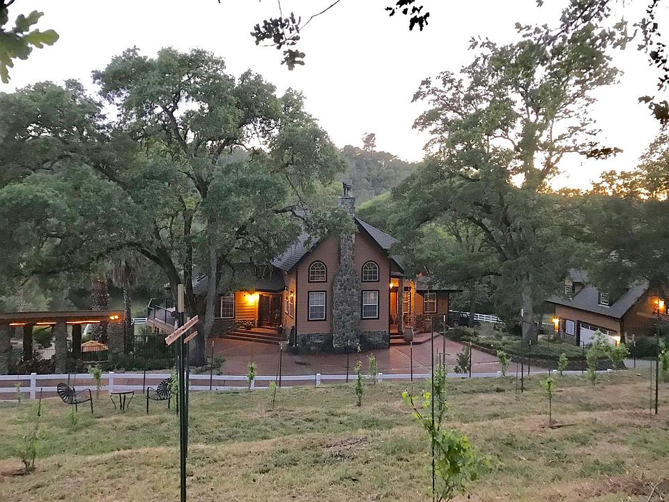 1st image of 4835 Windsong Way