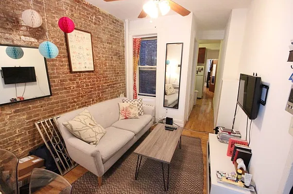 Rented by LJ Sloane Management | media 20