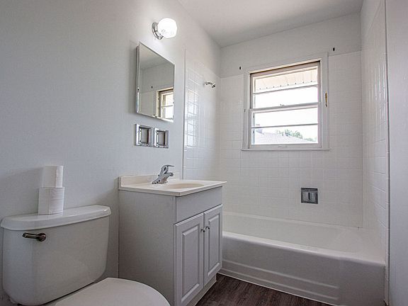 5th image of 3328 S 82nd Ave APT 2