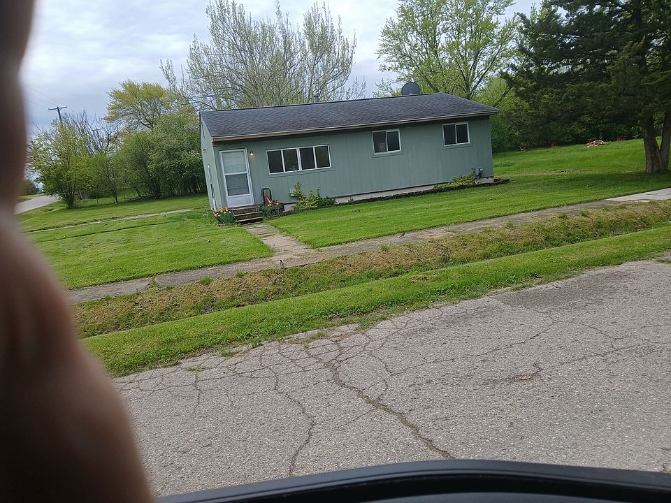 1st image of 1106 E Princeton Ave