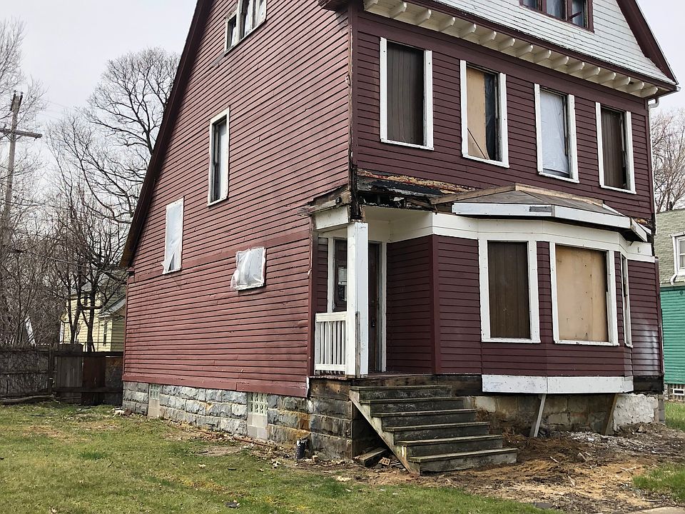 1st image of 9812 Lamont Ave