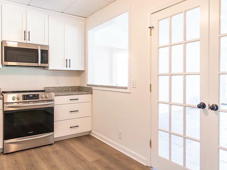 1711 Lawrence Rd — Photo 36