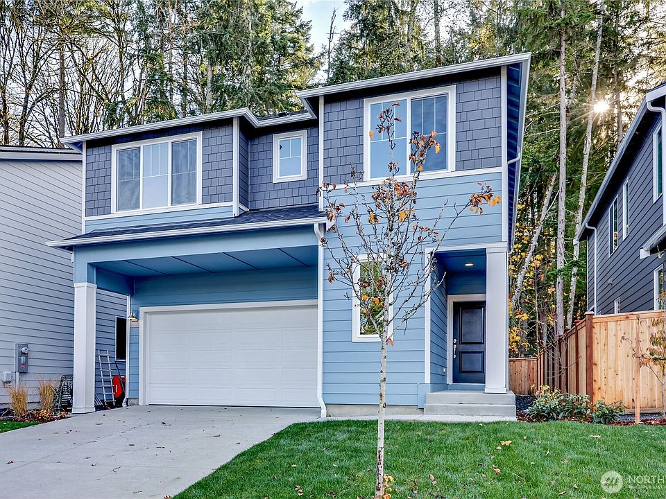 1st image of 344 NE Shadowhawk Lane