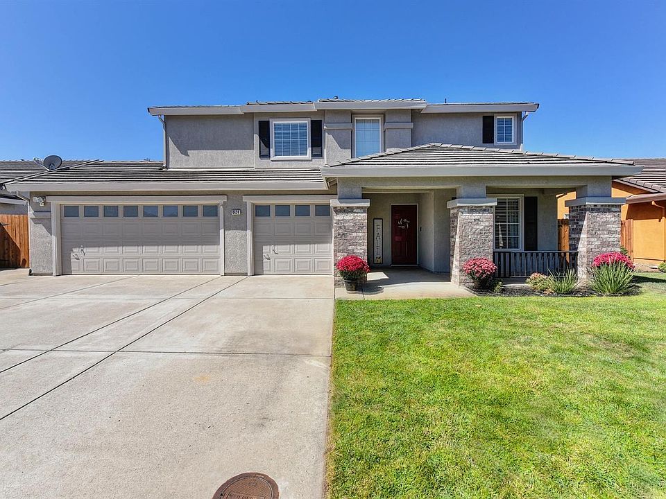 1st image of 4424 Voltaire Dr