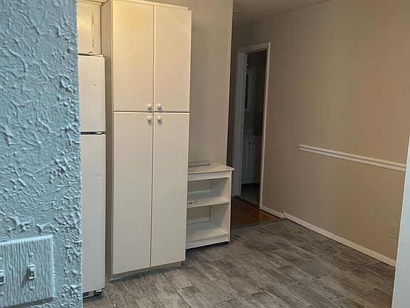 4th image of 3639 Hylan Blvd Floor 1