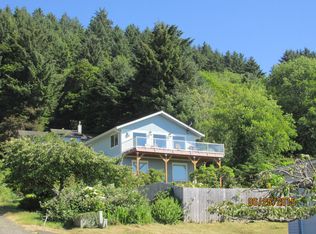 252 Highway 101 S, Tidewater, OR