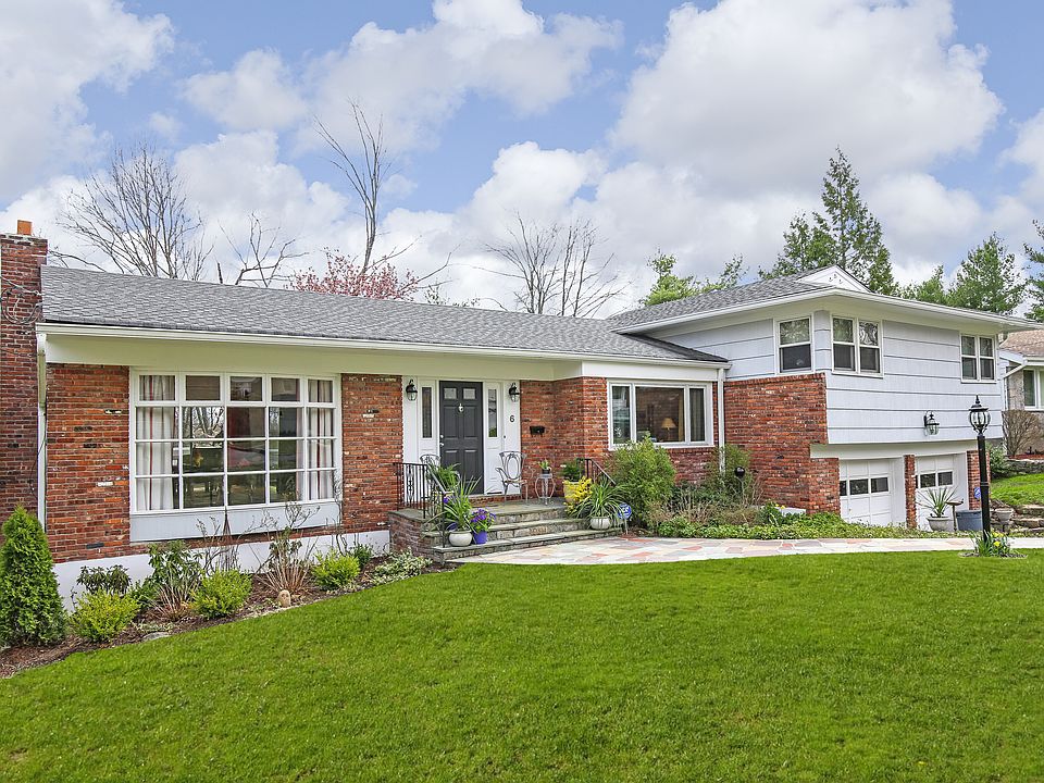 1st image of 6 Sylvan Ln